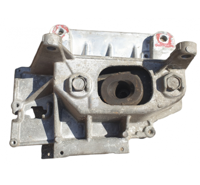 Кронштейн подушки двигателя задний AT Nissan Tiida C11 2004-2015 11254CH000