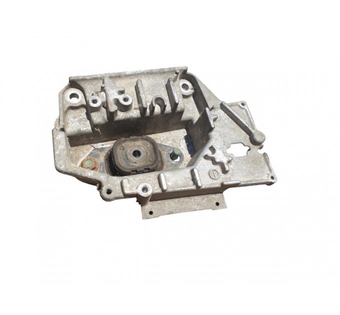 Кронштейн подушки двигателя задний AT Nissan Tiida C11 2004-2015 11254CH000