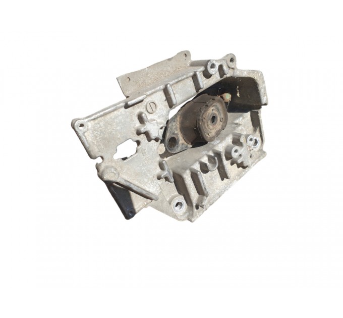 Кронштейн подушки двигателя задний AT Nissan Tiida C11 2004-2015 11254CH000
