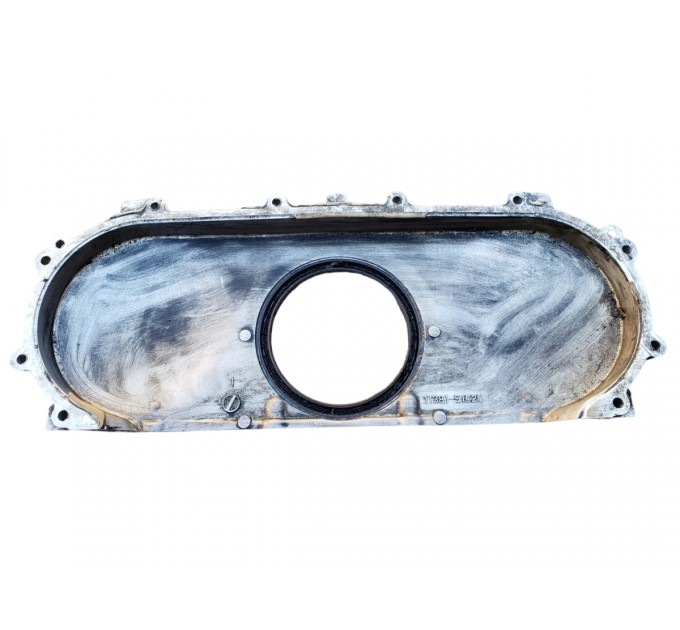 Крышка коленвала задняя Toyota Land Cruiser J200  2007-2015  1138151020