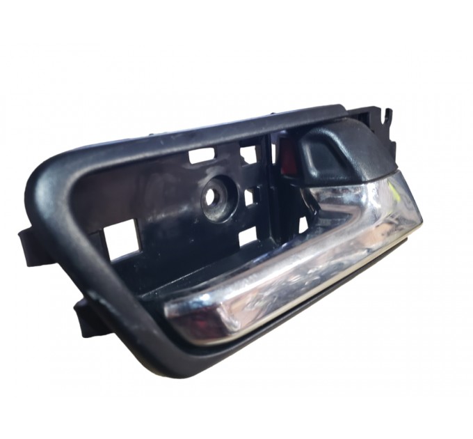 Хромированая ручка двери правой внутренняя Toyota Land Cruiser Prado 150 2009-2023 6760560100C0