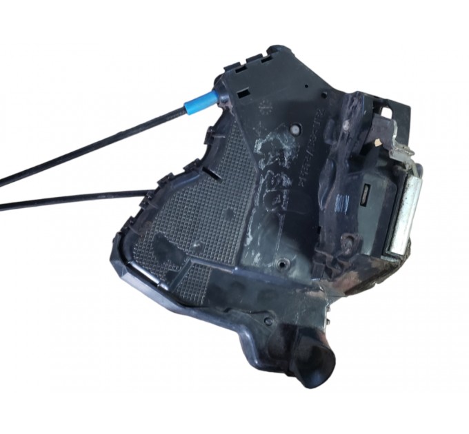 Замок передней правой двери Toyota Auris E150 2006-2012 6903012490