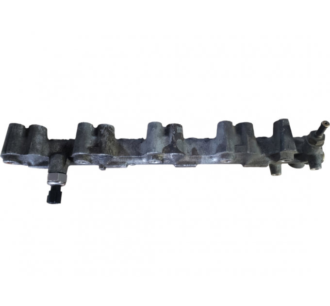 Топливная рампа toyota avensis t25 2.0 2003-2009  2380728024