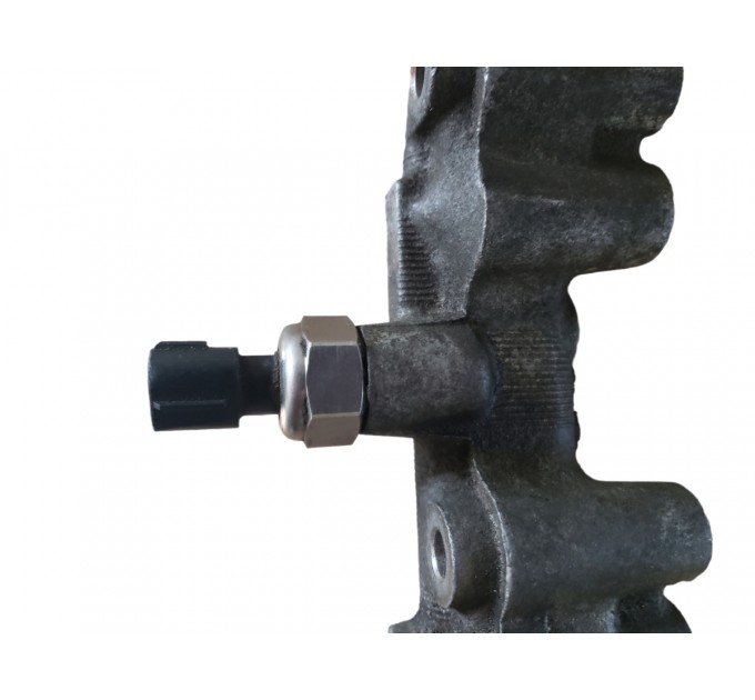 Топливная рампа toyota avensis t25 2.0 2003-2009  2380728024
