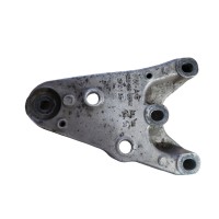 Кронштейн двигуна правий в сборе Skoda FABIA 1 1999-2007 6Q0199185M