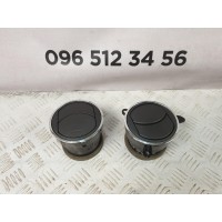 воздуховоды салона боковые Mazda 6 GH 2.2D (2006-2012) GS1D64730