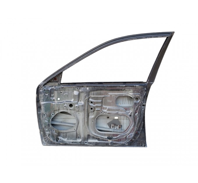 Передняя правая дверь ДЕФЕКТ Toyota CAMRY V30 2001-2006 6700133111