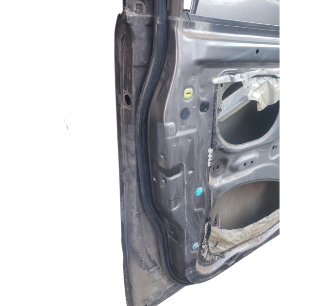 Передняя левая дверь (Дефект) Mitsubishi L200 2006 - 2015  5700A175