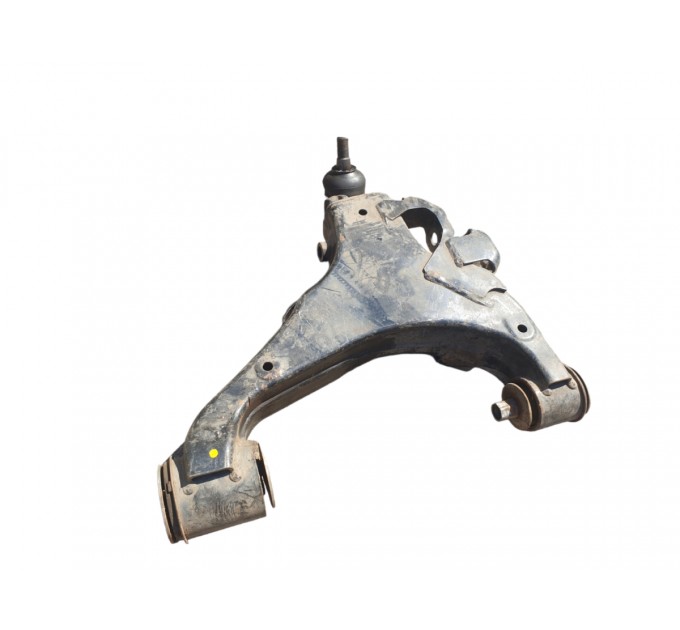 Рычаг передней подвески нижний правый  Toyota Land Cruiser J200 2007-2015  4806860030