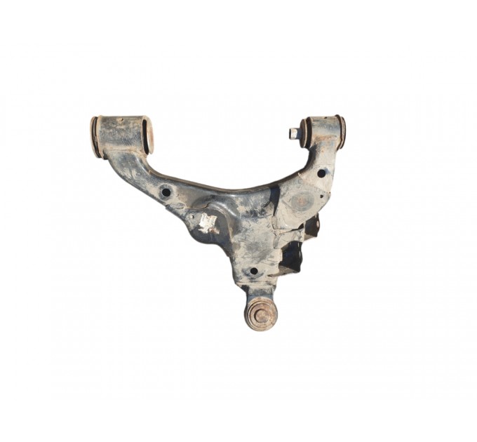 Рычаг передней подвески нижний правый  Toyota Land Cruiser J200 2007-2015  4806860030