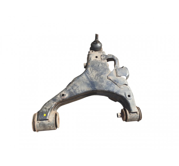 Рычаг передней подвески нижний правый  Toyota Land Cruiser J200 2007-2015  4806860030