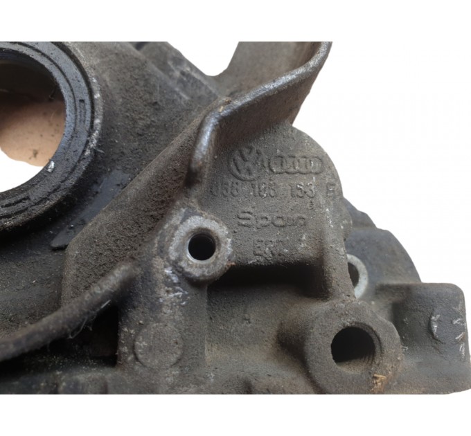 Передняя крышка двигателя 1.8 20v Volkswagen Passat B5 1996-2000 038103153F