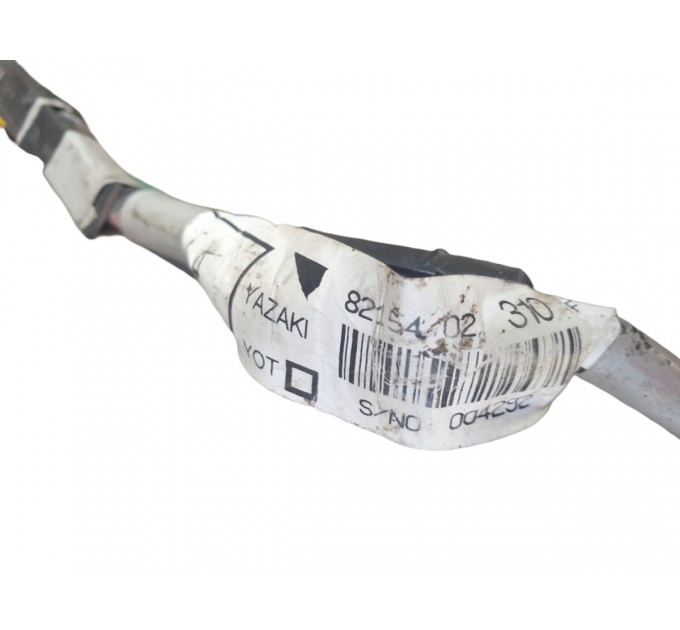 Проводка задней левой двери Toyota Auris E150 2007-2009 8215402310
