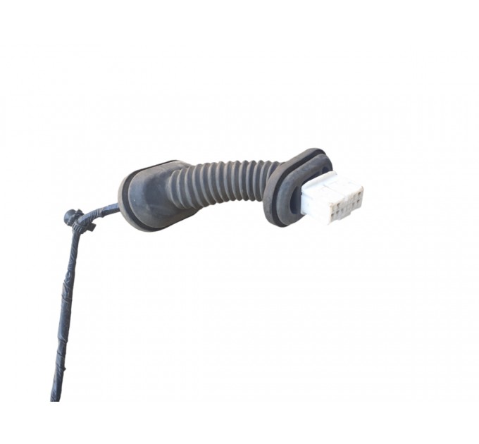 Проводка задней правой двери Toyota Camry 40 2006-2011 8215333250