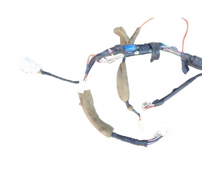 Проводка двери передней левой Toyota Camry 40 2006-2011 8215233A80