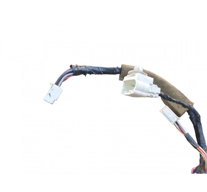 Проводка двери передней левой Toyota Camry 40 2006-2011 8215233A80