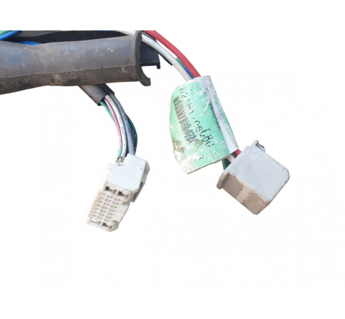 Проводка двери передней левой Toyota Camry 30 2004-2005 8215106680