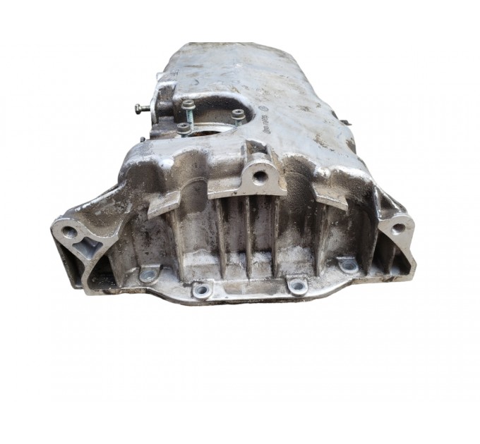 Поддон масляный картера двигателя  Volkswagen Golf 1997-2004 038103603L