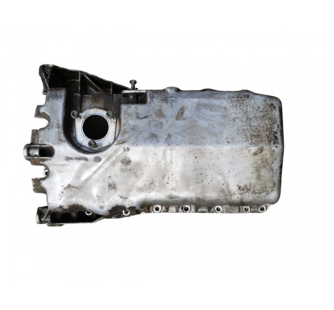 Поддон масляный картера двигателя  Volkswagen Golf 1997-2004 038103603L