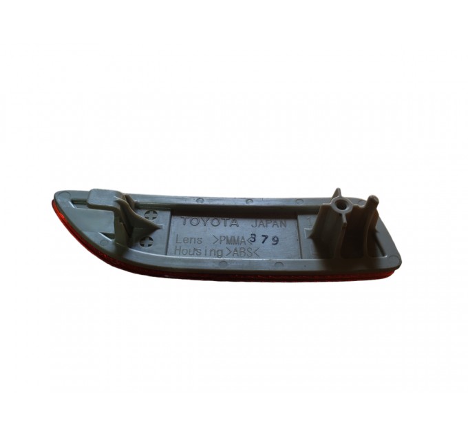 Левый катафот заднего бампера Toyota COROLLA 2006 - 2013 8192012100