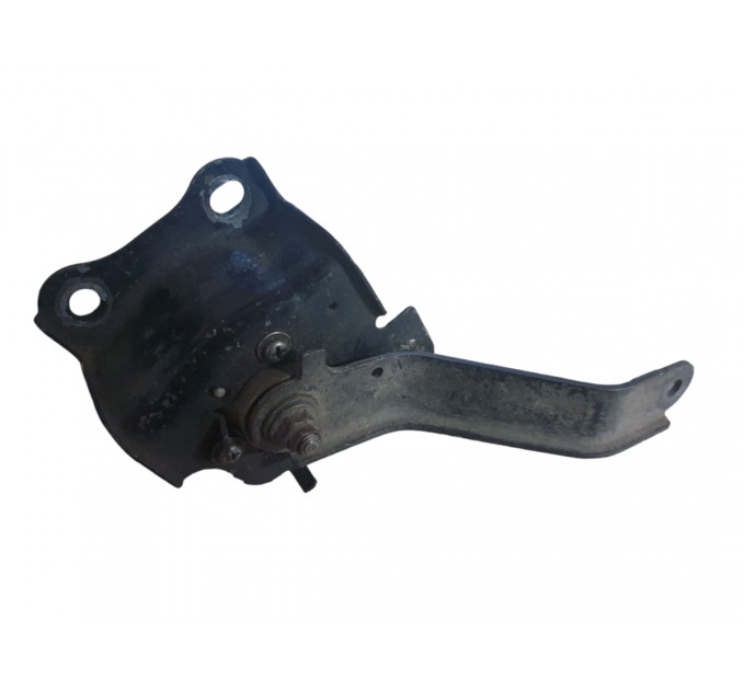 Датчик положения кузова с кронштейном передний левый Toyota Land Cruiser 100 1998-2007 8940660022