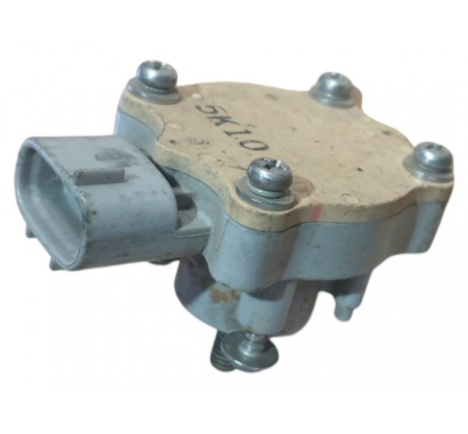 Датчик положения кузова без кронштейна Toyota Land Cruiser 100  1998-2007 8940760010