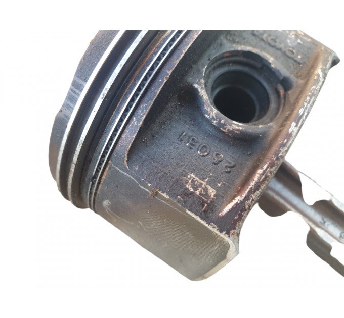 Поршень с шатуном в сборе 2AZ Toyota Camry v40 2.4 2006-2011 1321128031B0