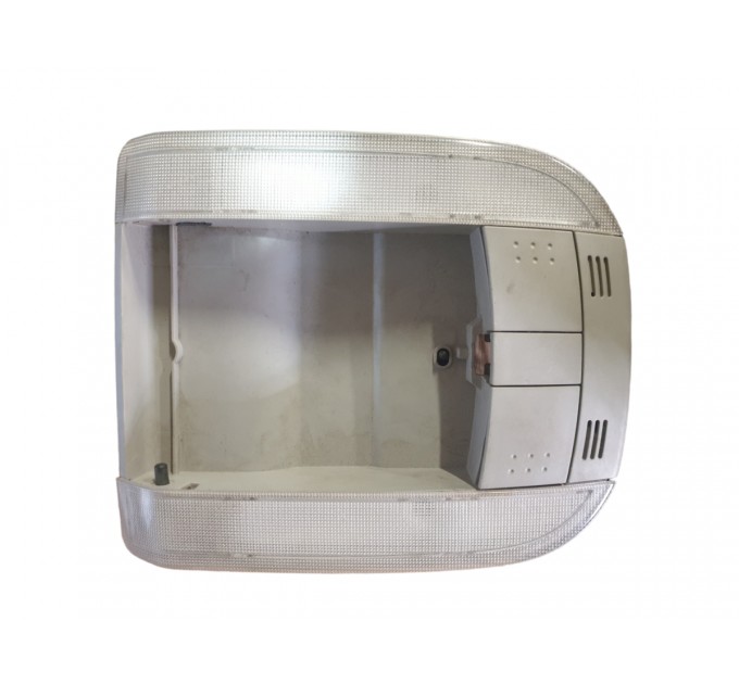 Потолочный плафон без крышки Toyota Auris E150  2006-2012 8126002100B0