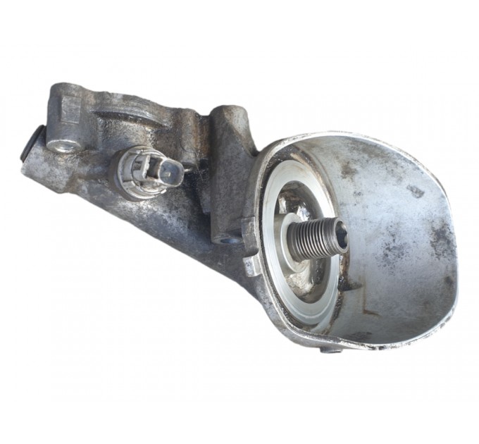 Корпус масляного фильтра 1GR Toyota FJ Cruiser 2006-2015 1567031010