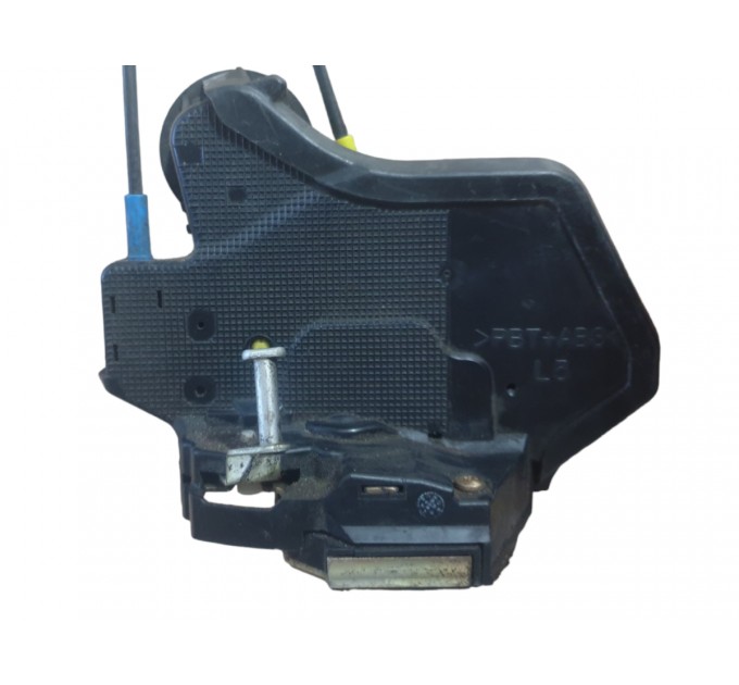 Замок двери задней правой Toyota Camry 30 2001-2006 6905033071