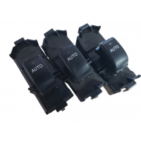 Кнопка стеклоподъемника Lexus RX XU30 2003-2009  8403048070