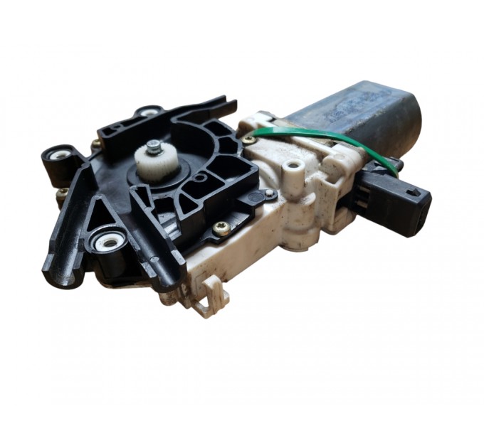 Моторчик стеклоподъемника Land Rover Freelander 1997-2006 6N4959801B