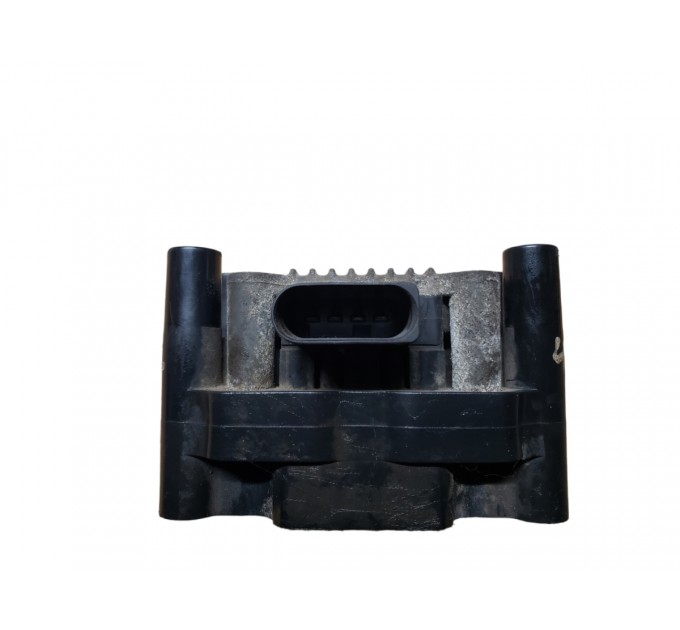Катушка зажигания Skoda Octavia Tour 1.6 8v 1996-2010 032905106b