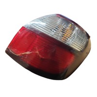 Задний правый фонарь ДЕФЕКТ Subaru Outback BH 1999-2003 84201AE260