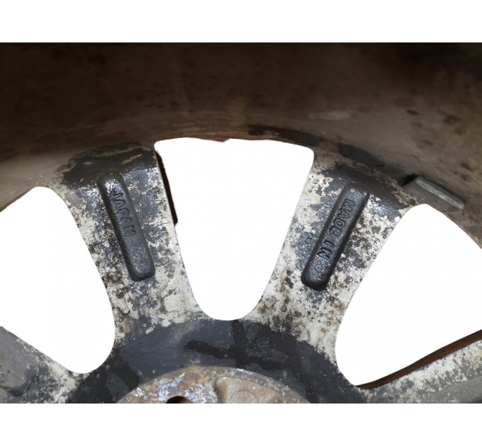 Диски комплект (1 из 4 дефект) 16x6.5 ET48 5x100 Subaru Forester SG 2002-2008 28111SA091