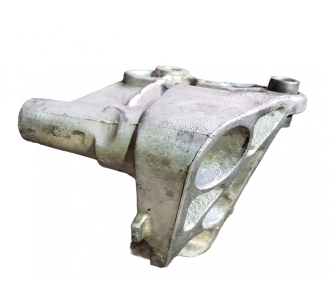 Кронштейн ТНВД F9QB Suzuki Grand Vitara 1.9 td 2005-2015 8200193773