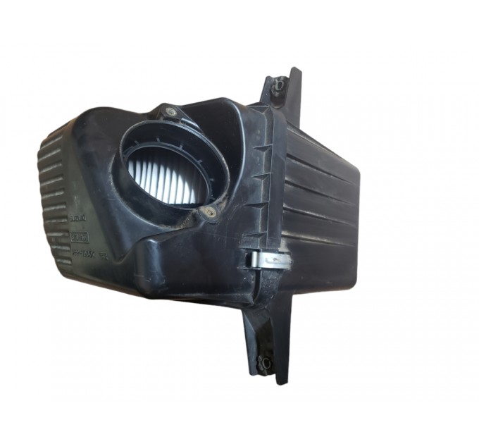 Корпус воздушного фильтра в сборе Suuki Grand Vitara 1.9 td 2005-2015 1370067J00