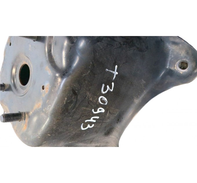 Кронштейн запасного колеса Suzuki Grand Vitara 2005-2015 8396165J00