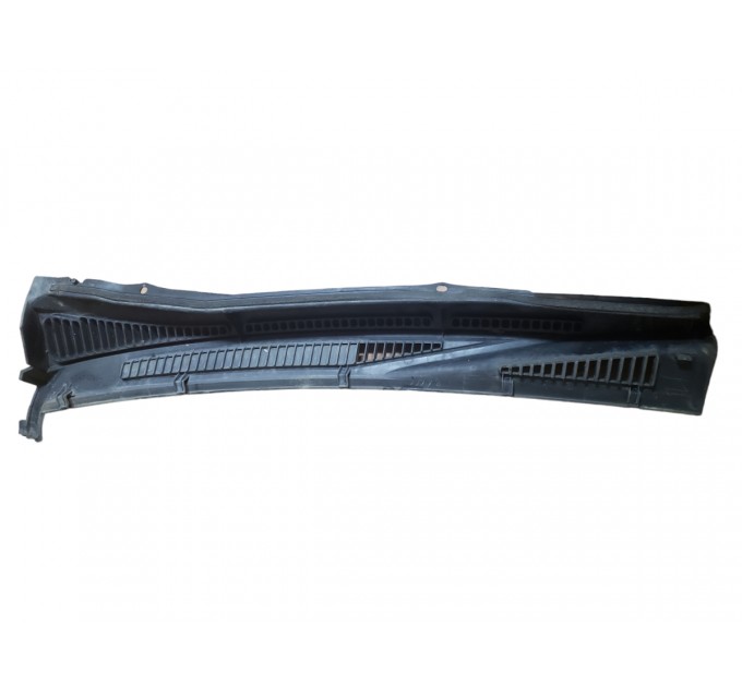 Правая часть жабо Suzuki Grand Vitara 2005-2015 7731165J0