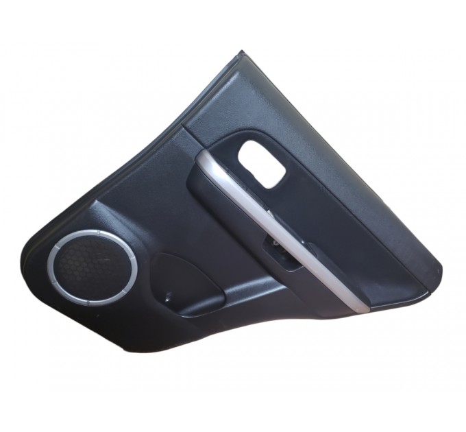 Карта двери задней правой Suzuki Grand Vitara 2005-2015 8373065J00CAW