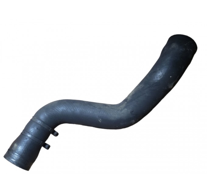 Патрубок интеркуллера F9Qb Suzuki Grand VItara 1.9 2005-2015 1368567J00