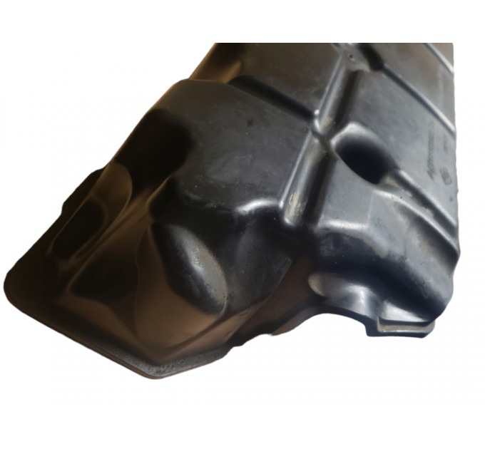 Декоративная накладка клапанной крышки F9QB Suzuki Grand Vitara 1.9 td 2005-2015 8200368040