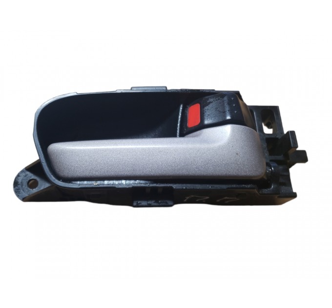 Ручка двери правой внутренняя Suzuki Grand Vitara 2005-2015 8311065J10BWJ