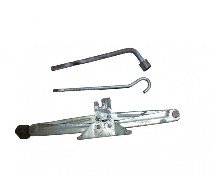 Домкрат и балонник набор Suzuki Grand Vitara 2005-2015 8991065JL1
