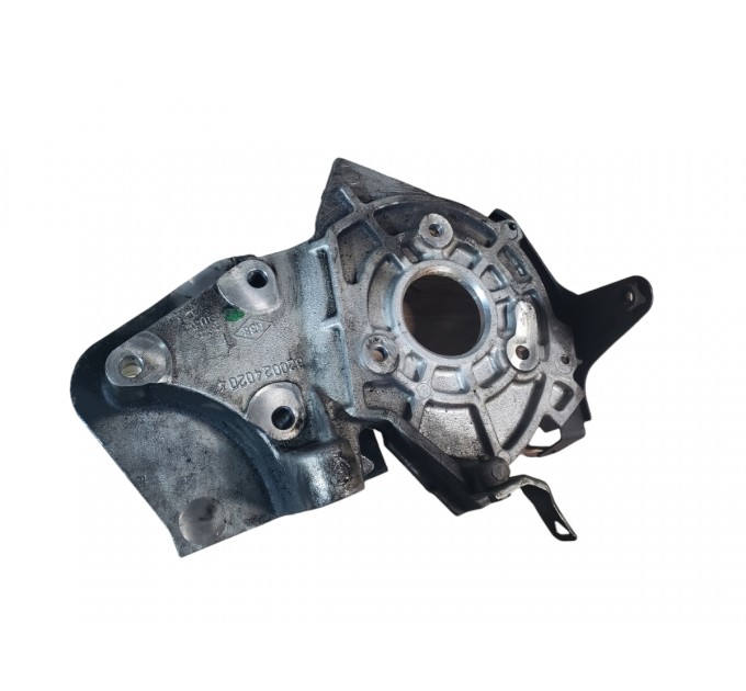 Кронштейн ТНВД F9QB Suzuki Grand Vitara 1.9td 2005-2015 8200240204