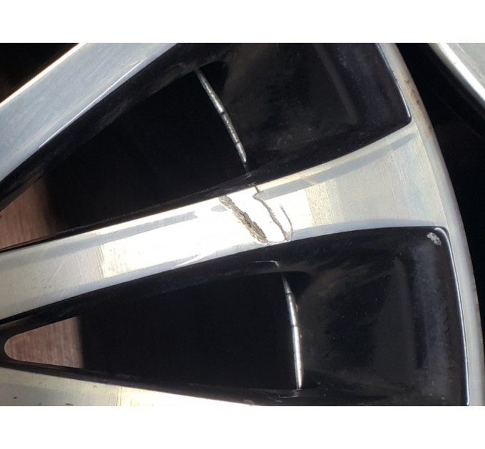 Комплект дисков ПОТРЕСКАН ЛАК 18x7.5 +55 5x100 Subaru Legacy GT BR 2009-2014 28111AJ041