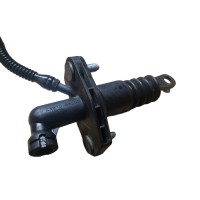 Главный цилиндр сцепления Suzuki Grand Vitara 2005-2015 2381064J00