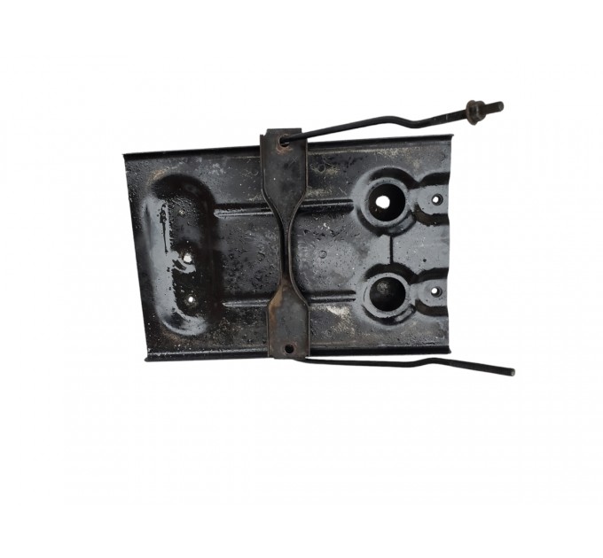 Кронштейн полка под АКБ комплектом Suzuki Grand Vitara 2005-2015 7255065J00
