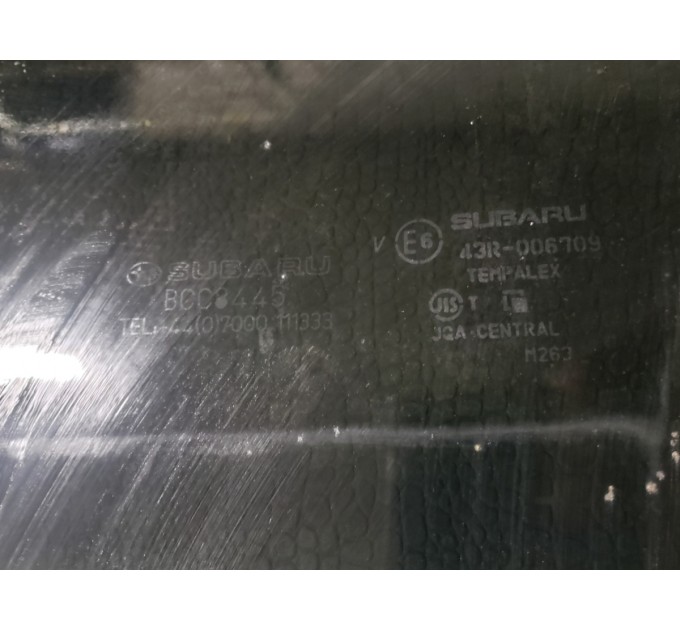 Стекло двери задней левой (с тонировкой и без) Subaru Legacy wagon Outback BR 2009-2012 62011AJ110