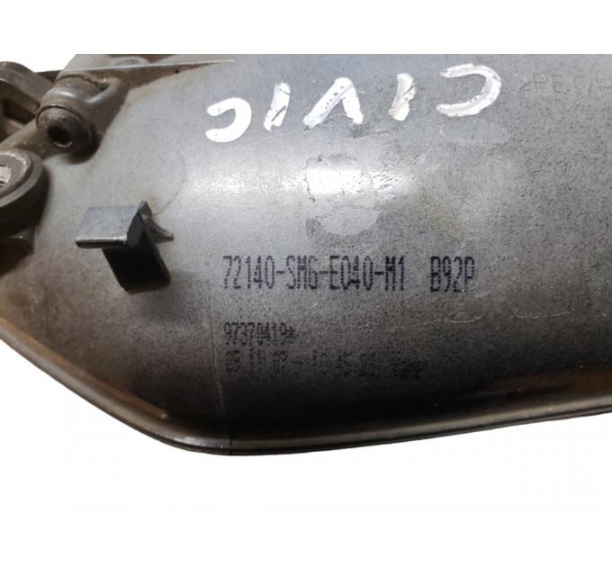 Ручка двери передней правой двери Honda Civic 8 5D 2005-2011 72180SMGE01ZA